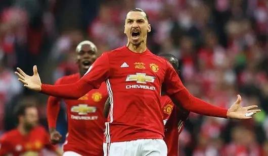 三千六百五十萬歐轉會費 羅馬諾：多夫比克三小時後抵達羅馬簽約.